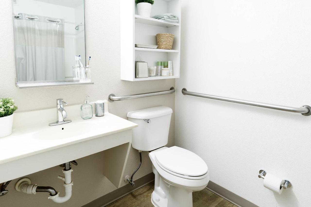 Intown Suites Extended Stay Atlanta Ga - Lilburn ภายนอก รูปภาพ